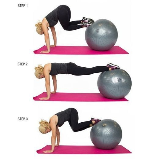 Tư thế Bicycle Crunch bài tập gym giảm mỡ bụng cho nữ