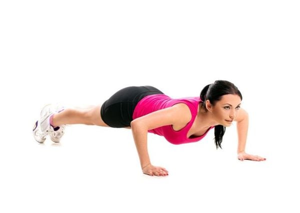 HƯỚNG DẪN PUSH UP ĐÚNG CHO NGƯỜI MỚI TẬP LUYỆN – FitBox Gym