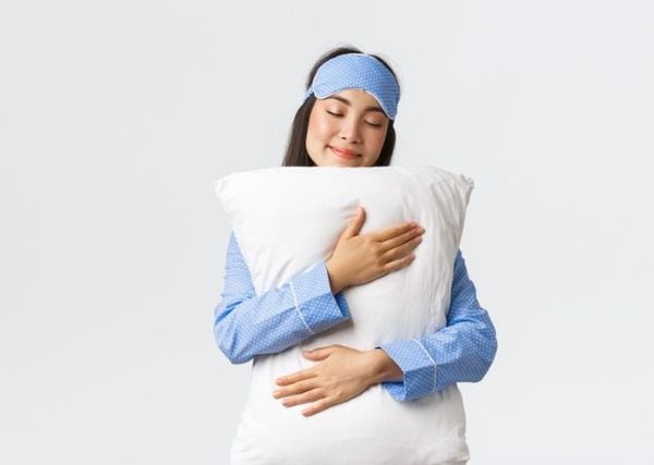 Ngủ đủ giấc giúp cân bằng hormone kiểm soát cân nặng và giảm mỡ bụng