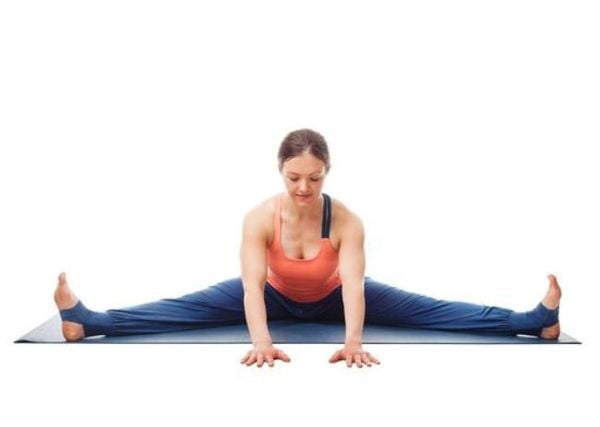 Tư thế yoga compa kéo giãn cơ đùi trong và tăng độ dẻo dai khớp hông