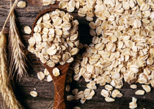Yến mạch bữa sáng giàu protein thực vật và chất xơ tự nhiên