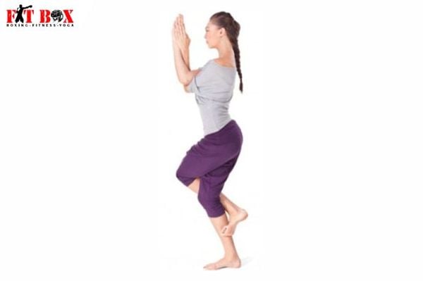 Tư thế yoga xoắn ốc cải thiện hệ tiêu hóa và đào thải độc tố