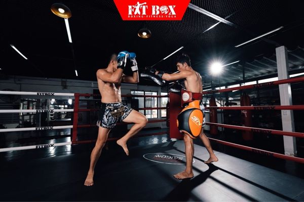 Học Muay Thai giảm cân cấp tốc để chuẩn bị đón Tết