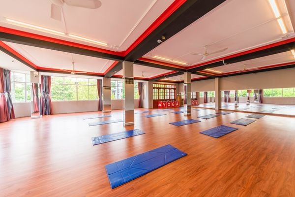 Thiết kế nội thất phòng tập yoga hiện đại chuyên nghiệp tạo cảm giác thư giãn tuyệt đối