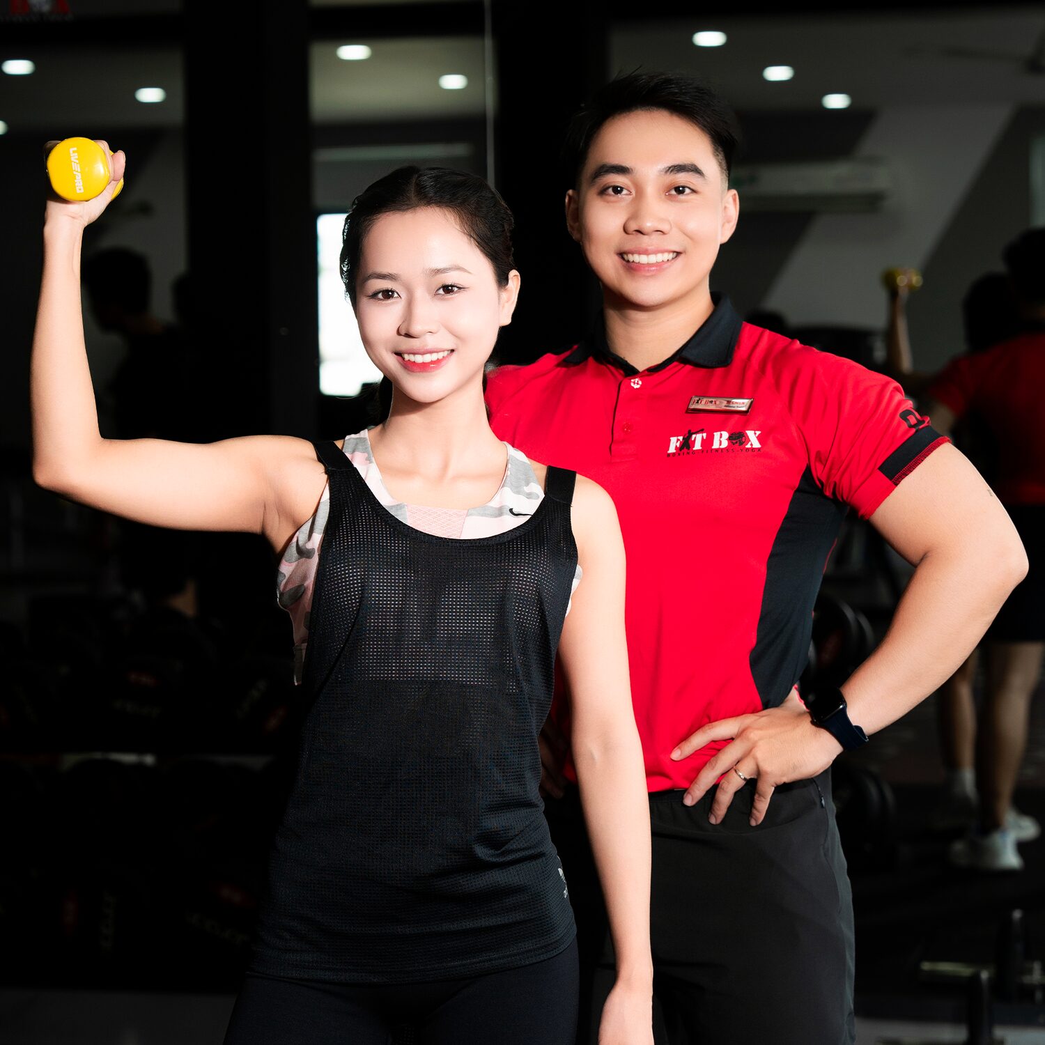 giới thiệu vuông 1